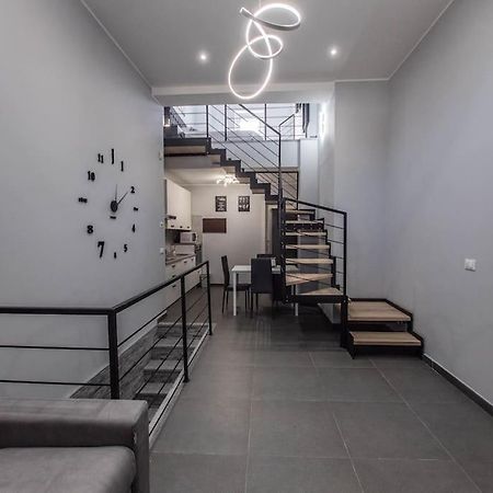 Modern Loft Center Of Turin + Jacuzzi 30M Metro Apartment Collegno Exterior foto