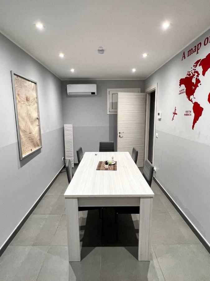 Modern Loft Center Of Turin + Jacuzzi 30M Metro Apartment Collegno Exterior foto