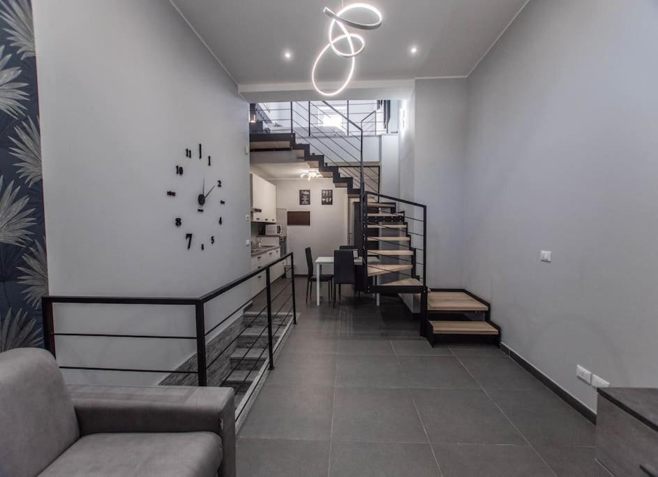 Modern Loft Center Of Turin + Jacuzzi 30M Metro Apartment Collegno Exterior foto