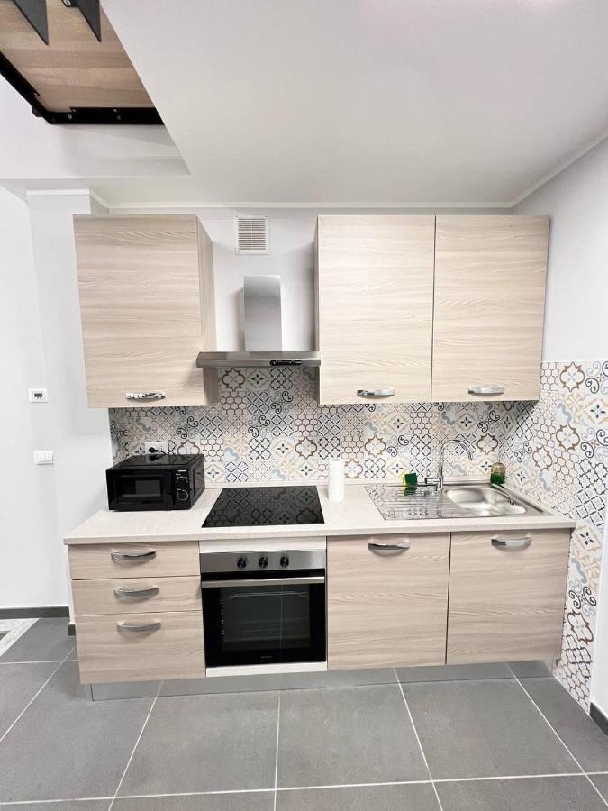 Modern Loft Center Of Turin + Jacuzzi 30M Metro Apartment Collegno Exterior foto