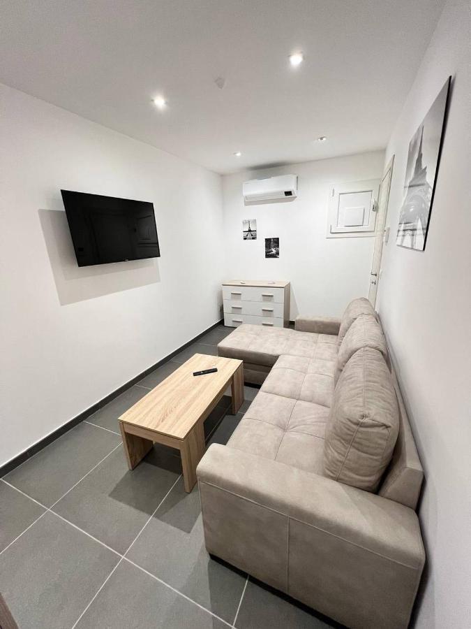 Modern Loft Center Of Turin + Jacuzzi 30M Metro Apartment Collegno Exterior foto